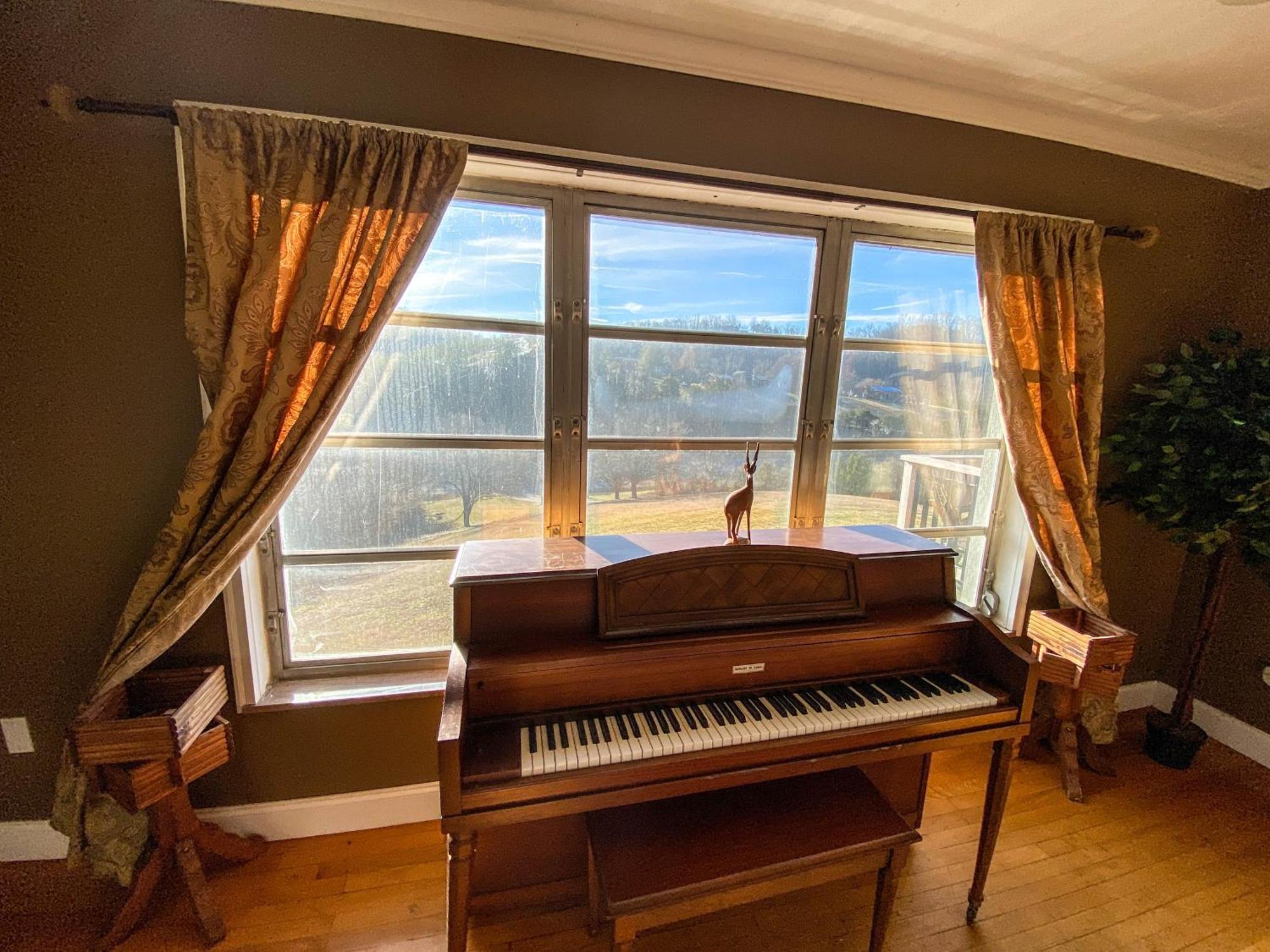 סביירוויל Mid-Century Vintage Brick Ranch Upstairs Guesthouse מראה חיצוני תמונה